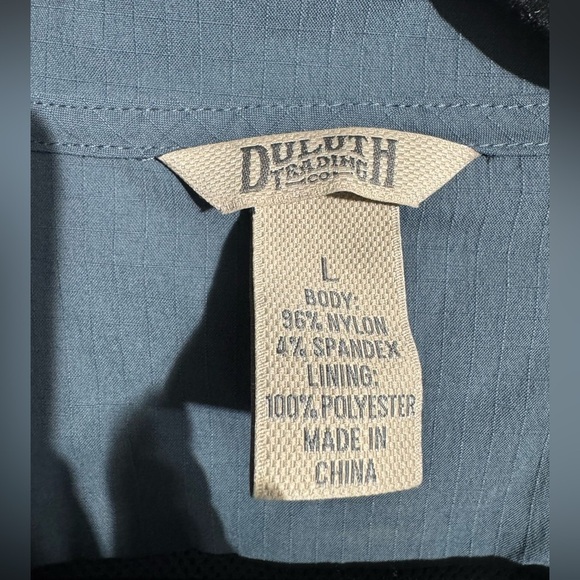 Duluth Trading Co. Men’s Gardening Vest – Blue, Size Large (NWOT) - Picture 3 of 13